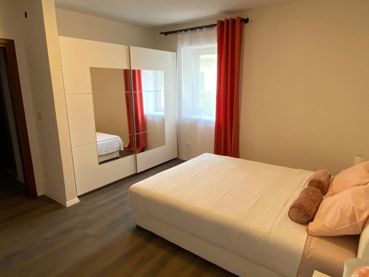 Villa Magia Sul Mare 佩特坎内