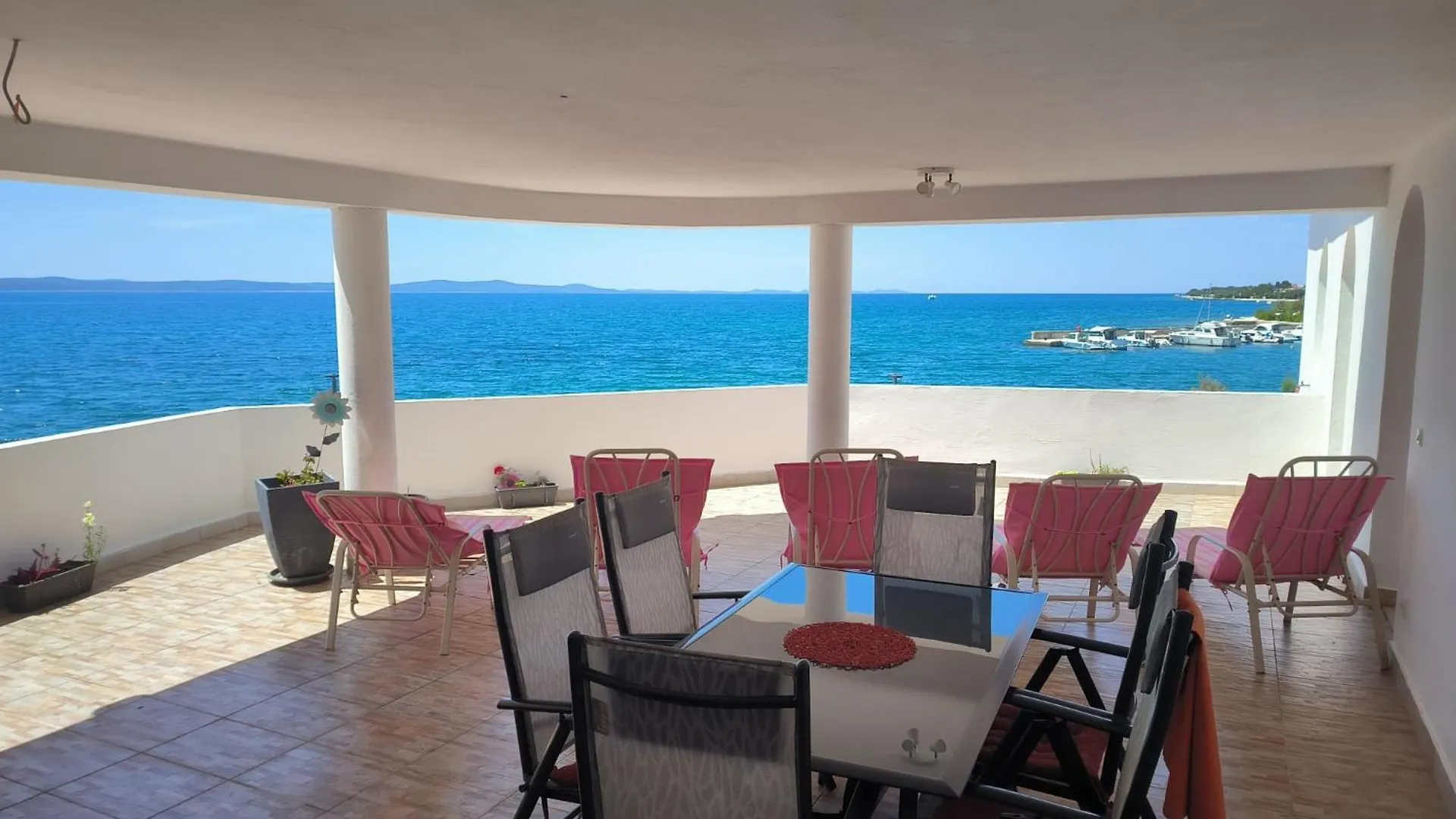 Villa Magia Sul Mare 佩特坎内